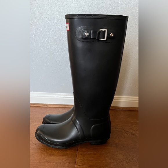 Hunter Rain Boots - Picture 2 of 4